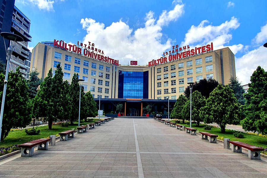 جامعة إسطنبول كولتر